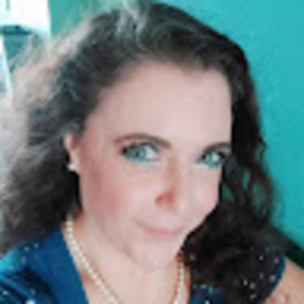 Meet your Posher, Tania